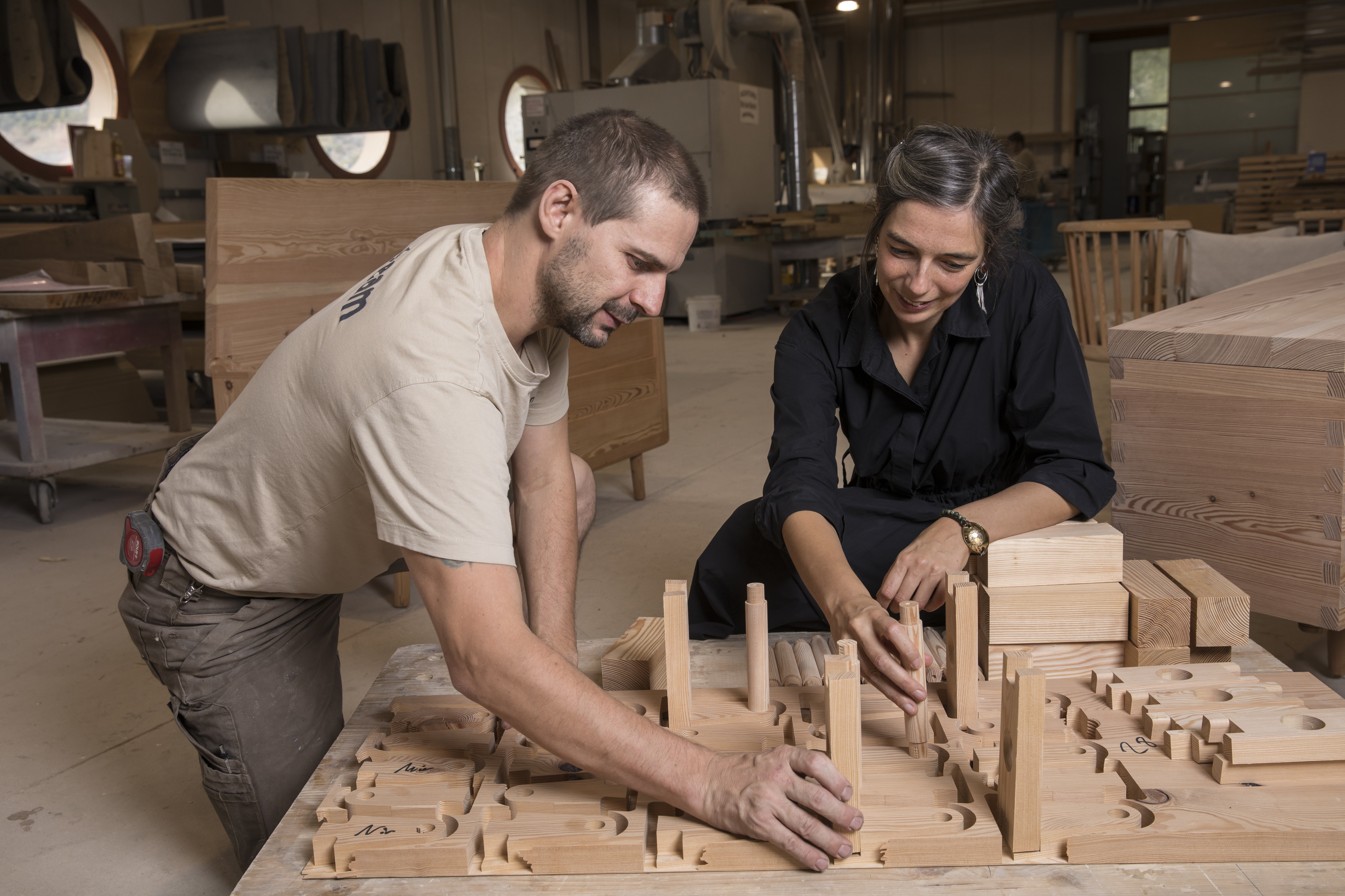 Walliser Schreinerei r-team Gampel Valais Wallis Schweiz Switzerland Suisse