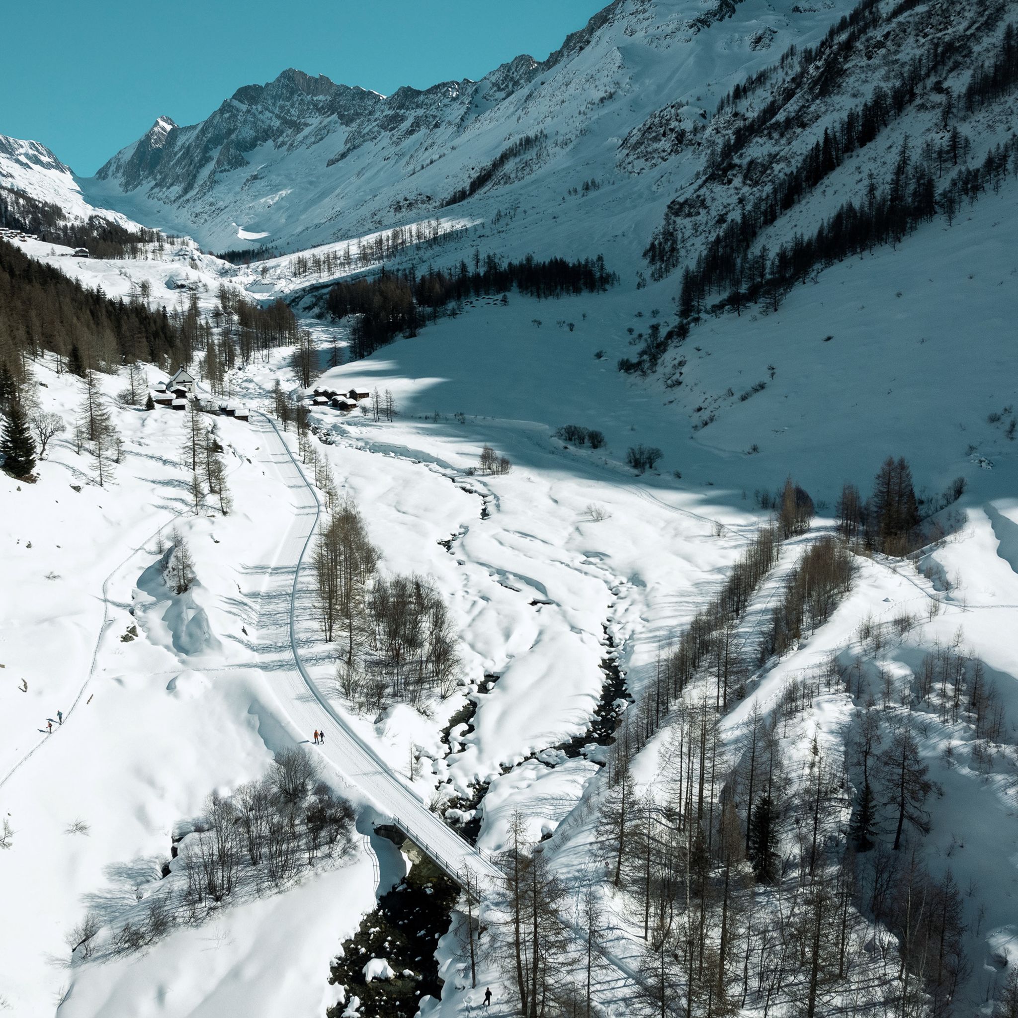 Winter hiking trail to the Fafleralp. 
Valais, Swizerland