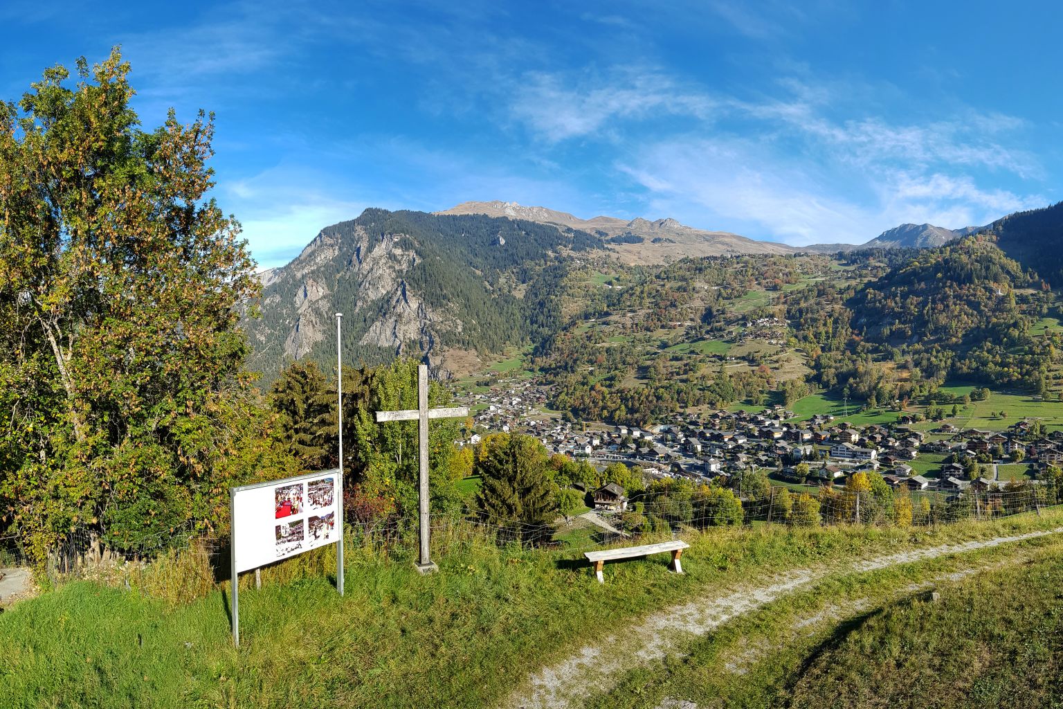 Open-air art, Chemin 700, Valais, Switzerland