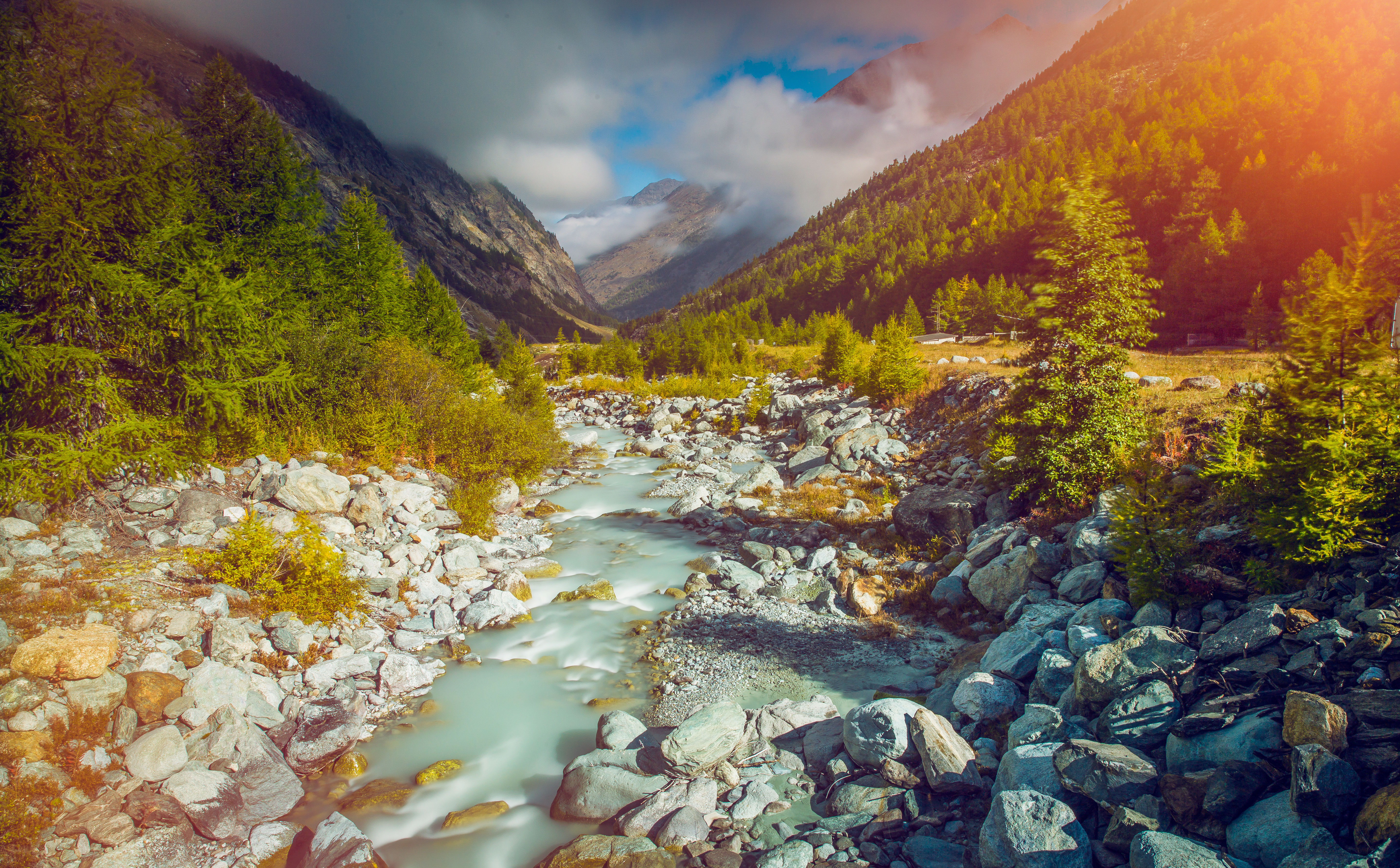 La Saaser Vispa ondule pour réjoindre la vallée