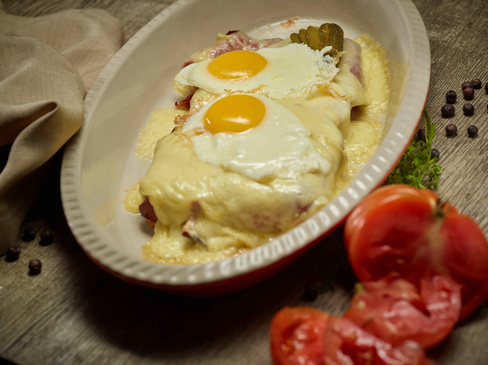 Oven-baked cheese Croûte