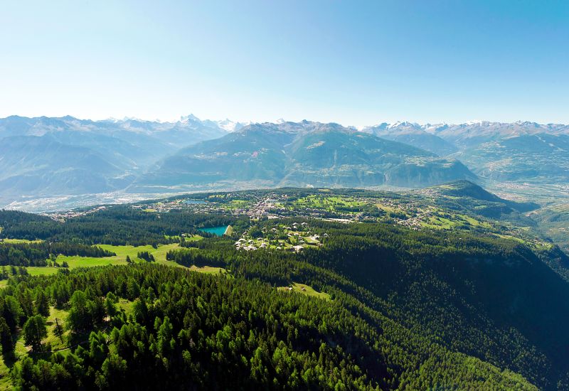 Crans-Montana en été, panorama, Valais, Suisse