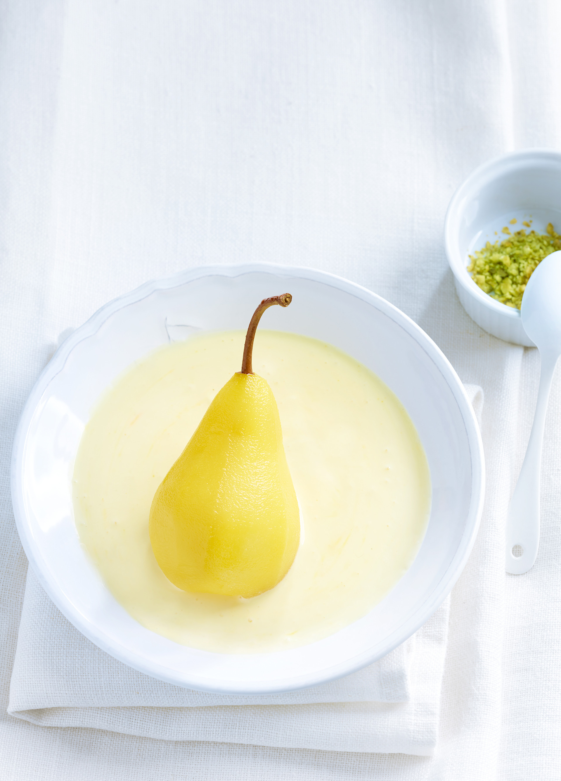 Poached Williams pears with saffron yoghurt recipe | Valais Switzerland
