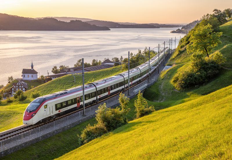 The connections with Trenitalia allow travelers from Italy to discover the Valais.
