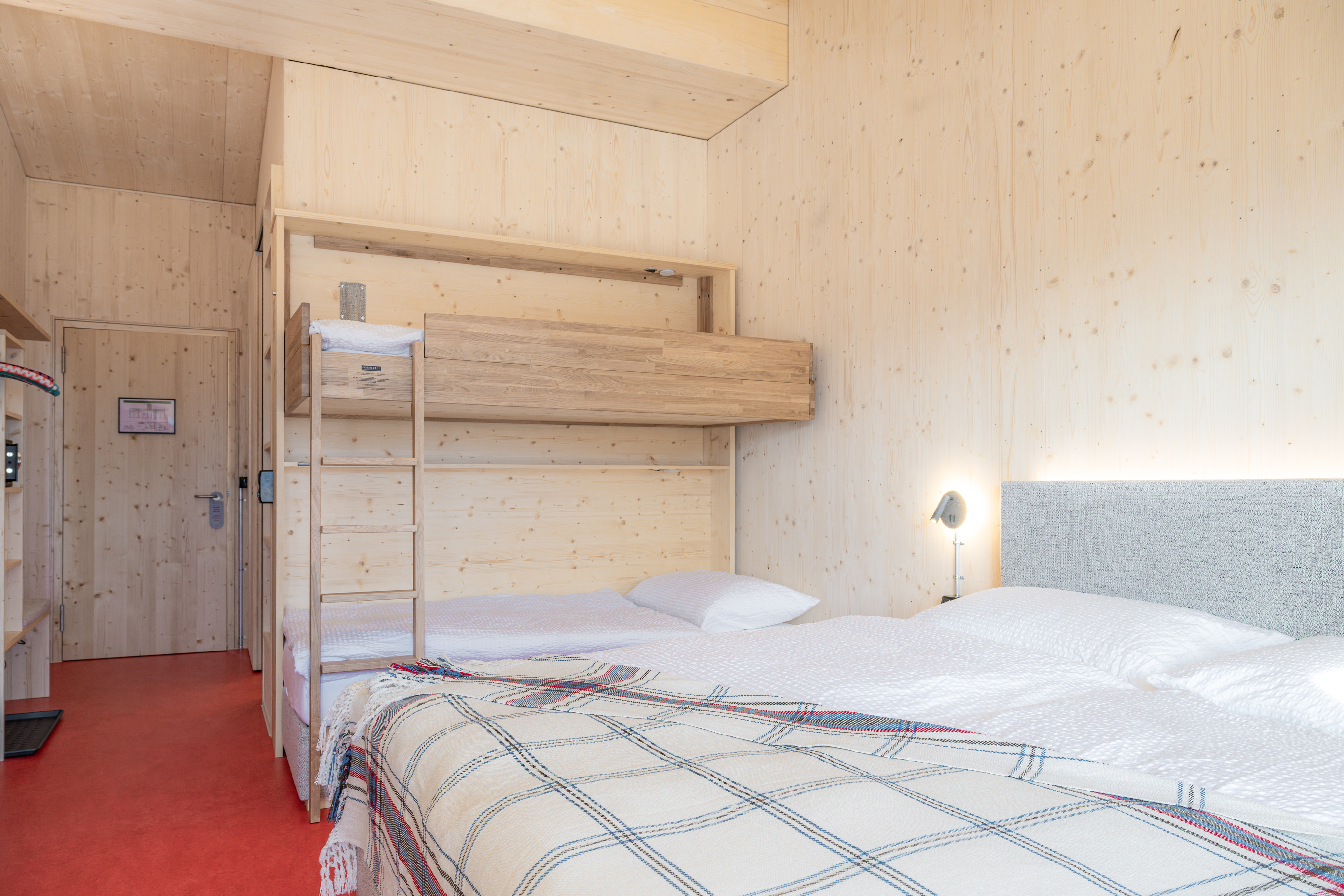 Momentum - die Lauchernalp Lodge