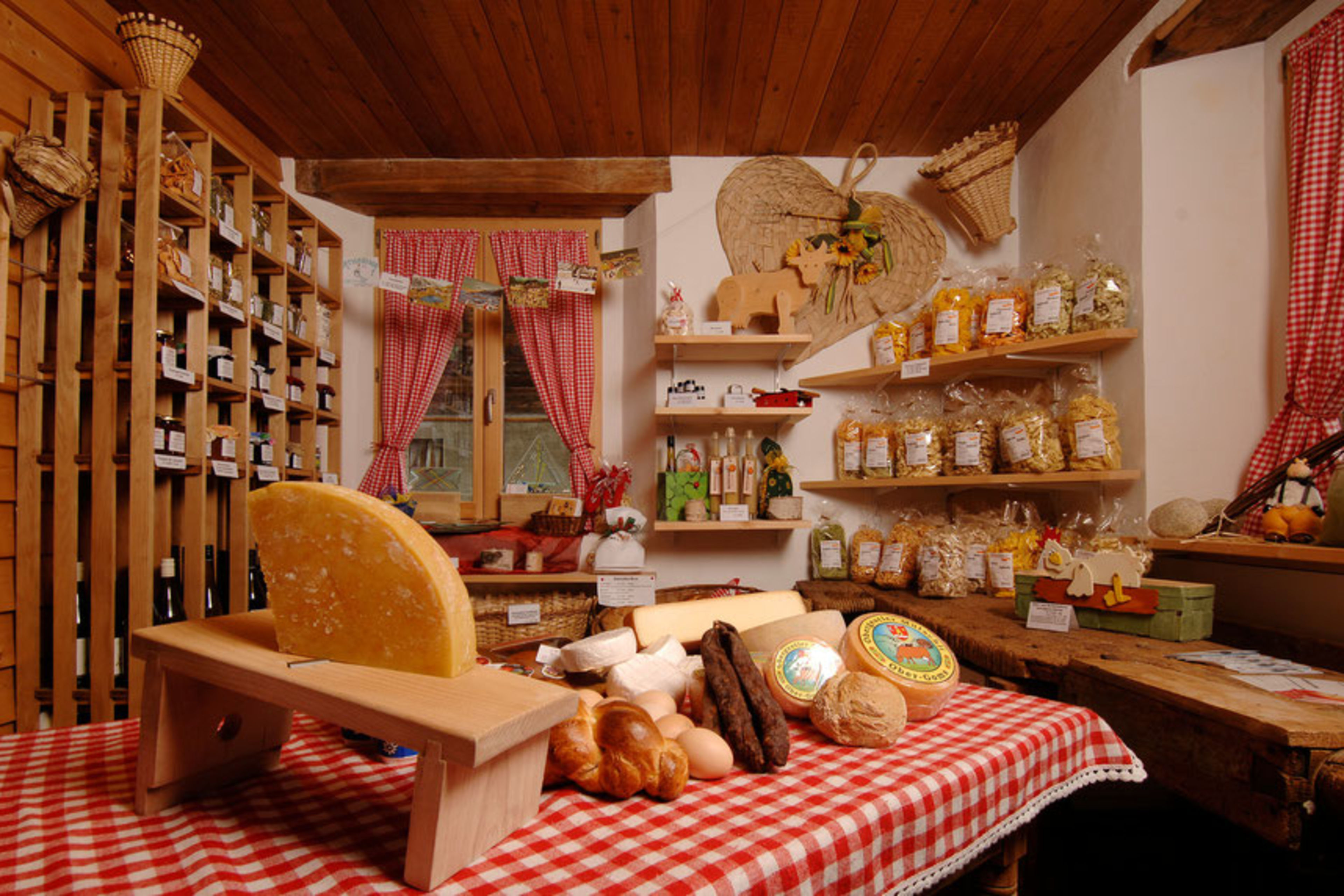 Verkaufsstelle Burlii Schiirli, Obergoms, Wallis, Schweiz