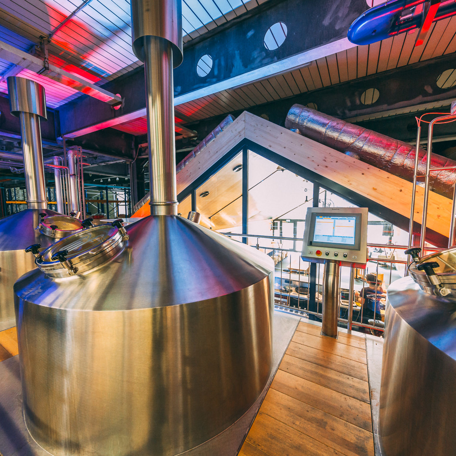 Whitefrontier Brewery in Martigny, company tours, valais, switzerland