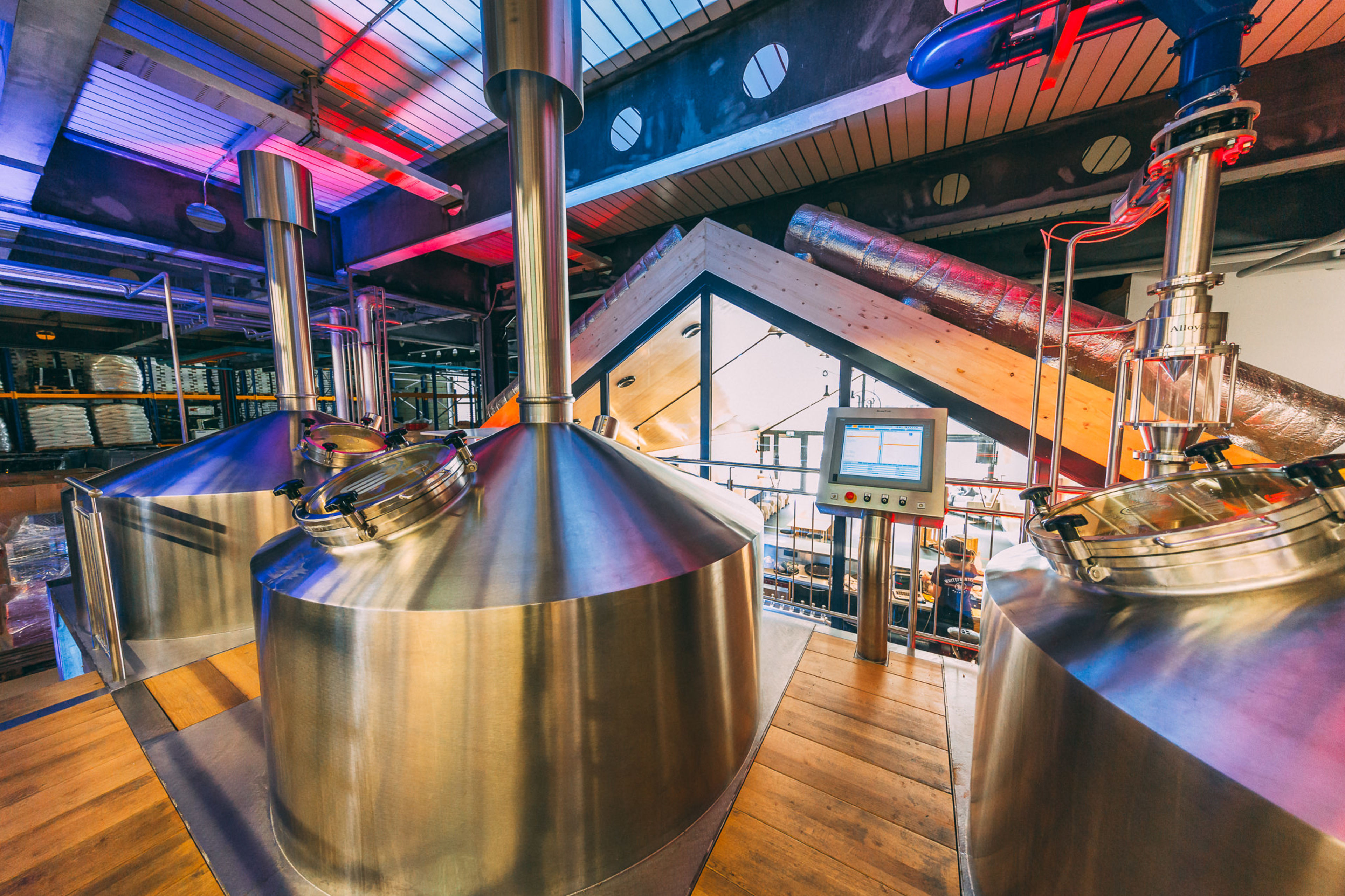 Whitefrontier Brewery in Martigny, company tours, valais, switzerland