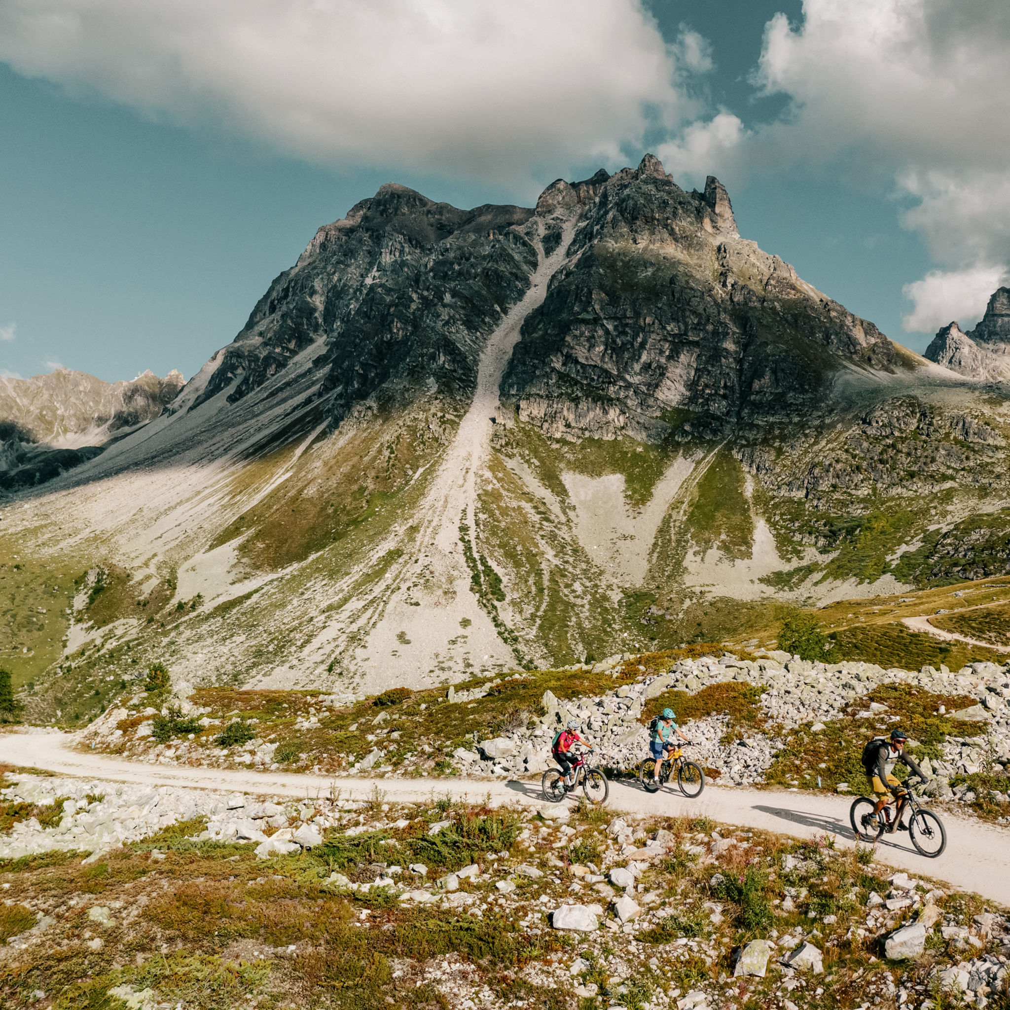 Die letzten Höhenmeter vor dem Hotel Weisshorn, Wallis, Schweiz