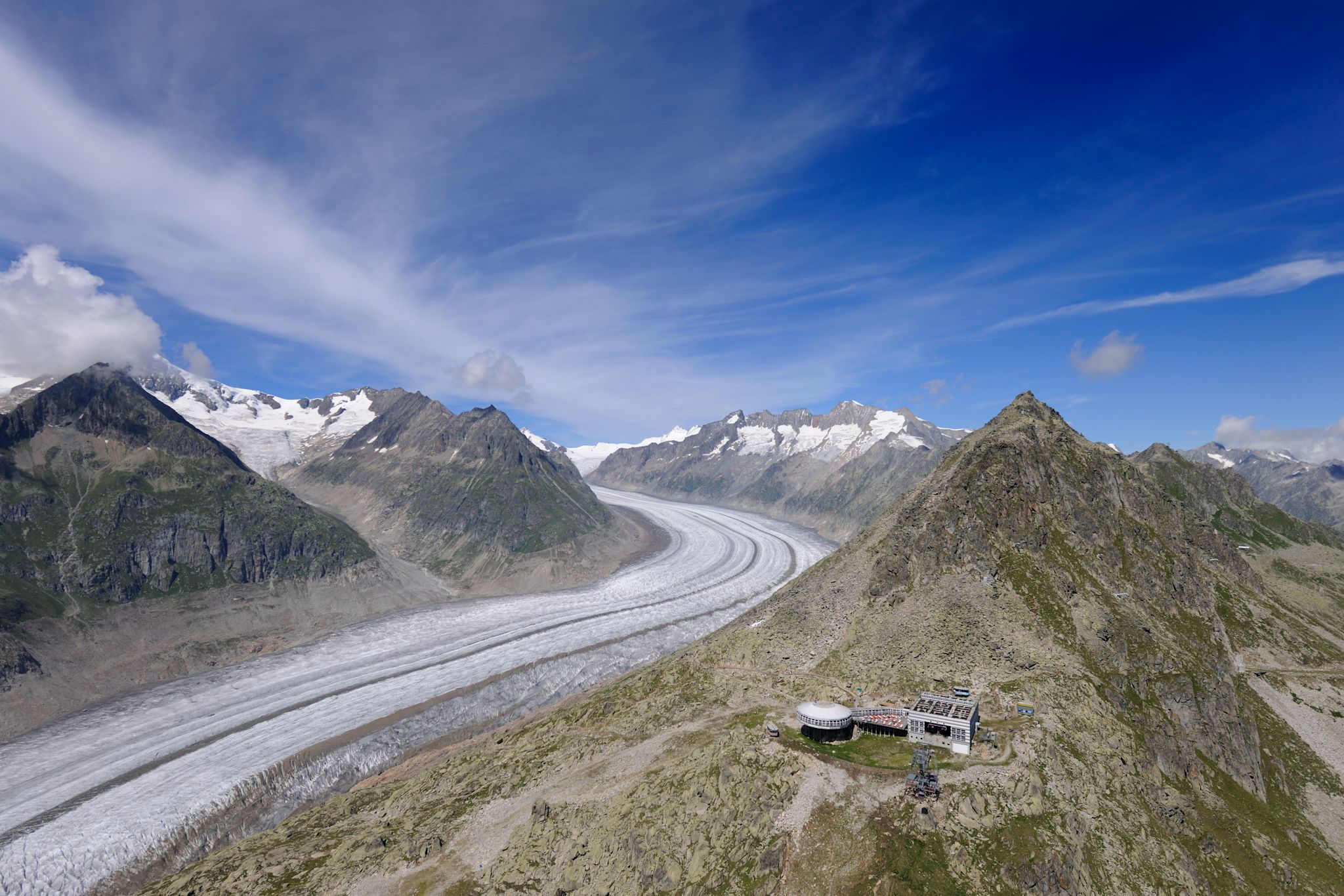 Mont e En T l ph rique Vers Bettmerhorn Aletsch Arena Valais Suisse mont-e-en-t-l-ph-rique-vers-bettmerhorn-aletsch-arena-valais-suisse