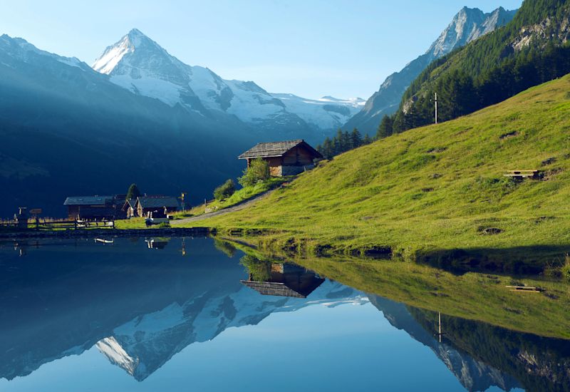 Lac d'Arbey in Evolène, Chalet am Bergsee, Wallis