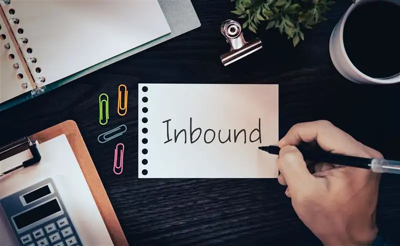 What is Inbound Contact Center [+9 Trends to Watch]