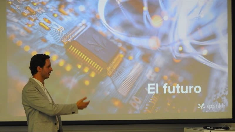 Innovative marketing and AI leadership: Paul Fasterling’s impact at Estafeta Mexicana