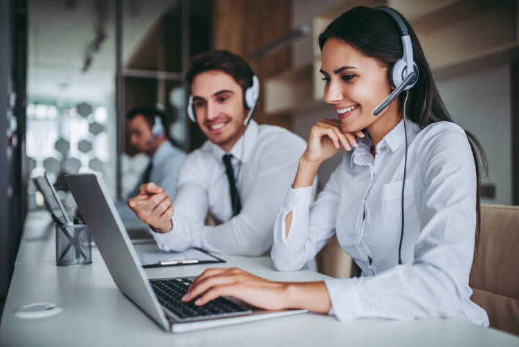 Balancing human touch and automation: The role of guided workflows in contact centers