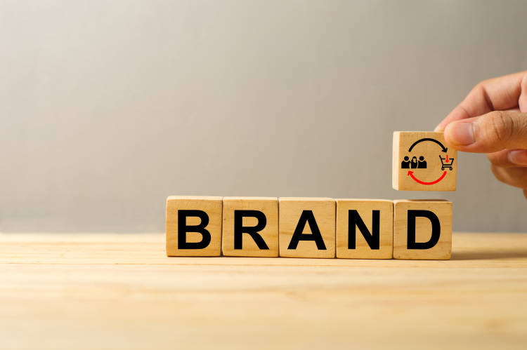 Who are brand advocates and how to build a winning brand advocacy program