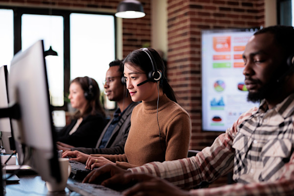 Transforming Customer Service with AI | Sprinklr