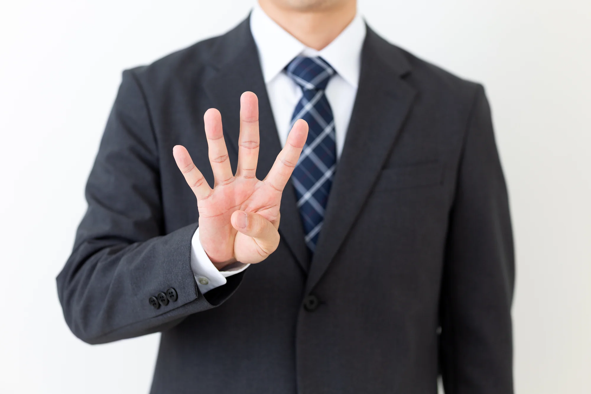 4
