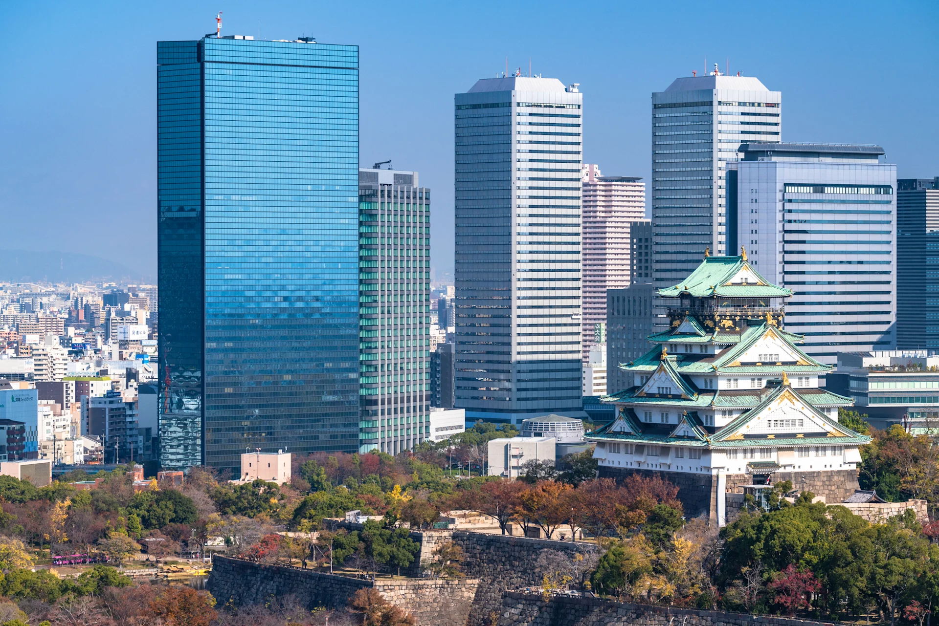 Cover Image for 大阪府で不動産会社を開業する際の4ステップ｜開業を成功させるポイントも解説 