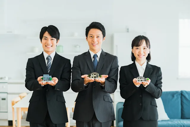 【2025年】不動産業界の現状と今後の展望！生存戦略や業務効率化の方法を紹介
