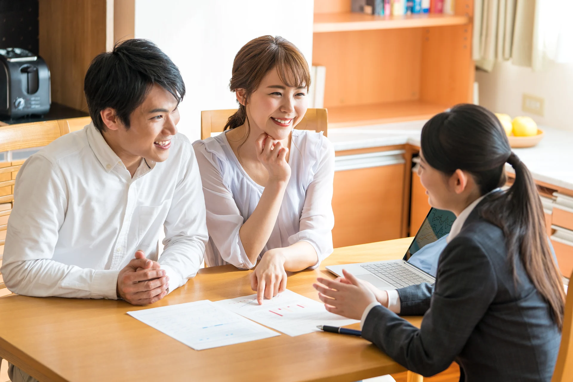Cover Image for 不動産業で見込み客を逃さない追客方法4選｜顧客満足度向上が鍵を握る