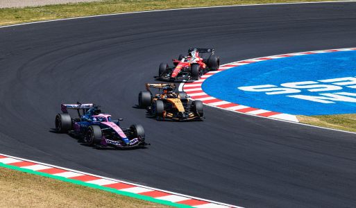 Nigel Mansell examines the 