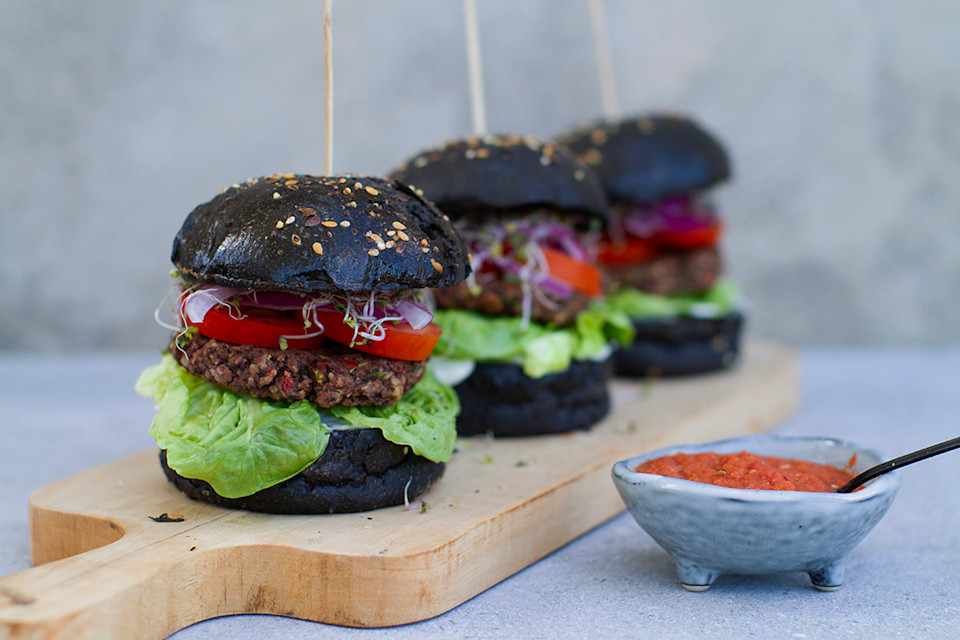 Black bean veggie burgers with a kick 5