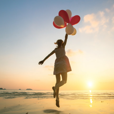 The Happiness Challenge - Day 14 - How to live a happy life and pay your happiness forward