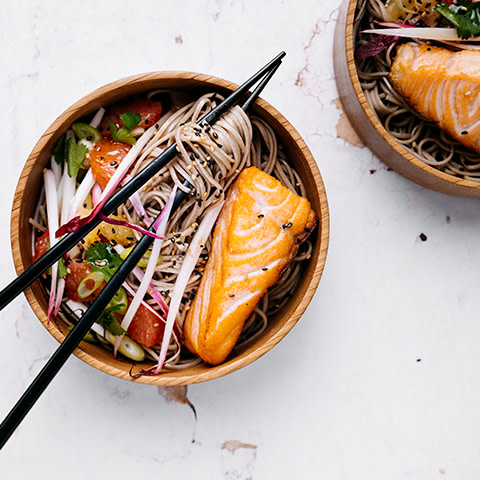 Lighten up with this citrusy Japanese salmon and noodle bowl