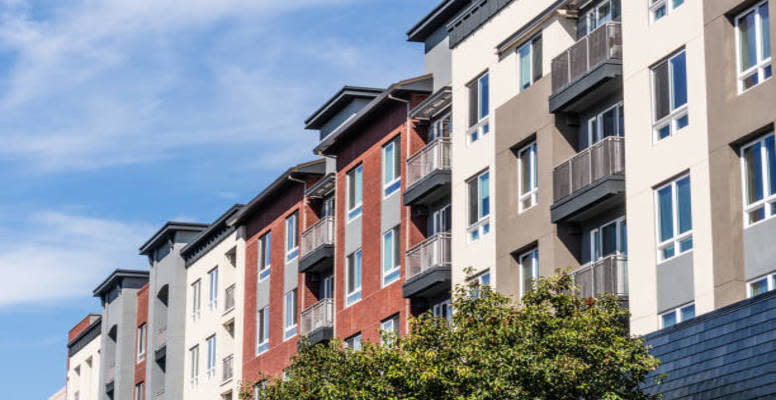 apartment buildings 