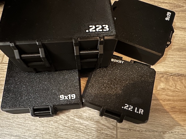 Organizer na amunicję do szafy na broń. Kaliber 9mm, .22lr i 223 REM