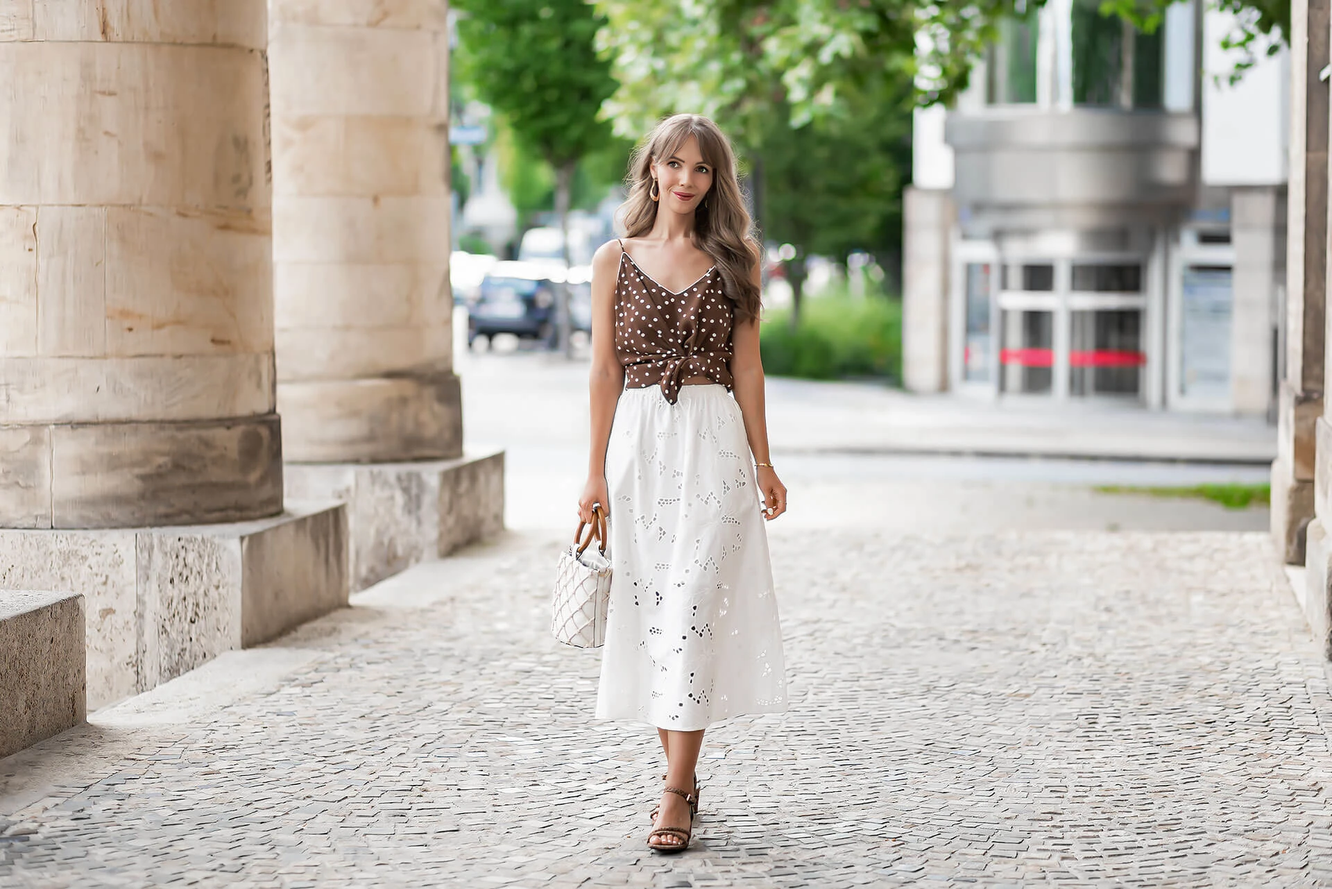 Röcke mit Broderie Anglaise kombinieren