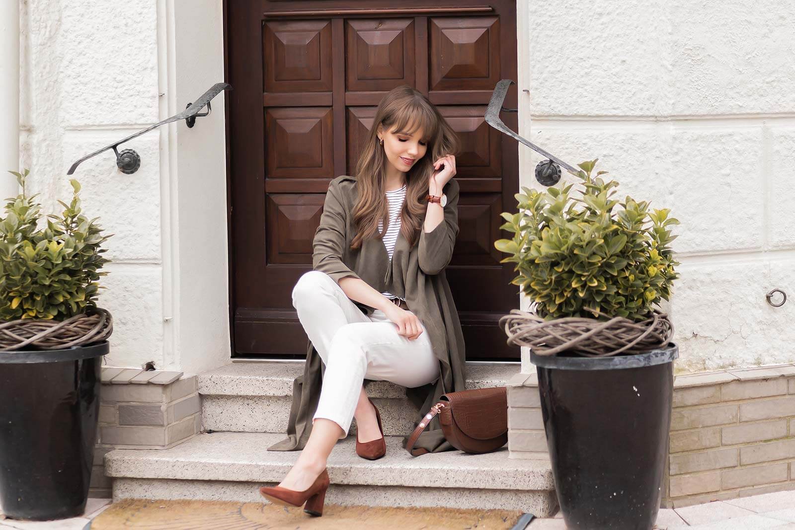 Leichte Mäntel in Khaki stylen, Frühlingstrend 2020, Übergangsmäntel für den Frühling, Casual Chic, Shoelove by Deichmann