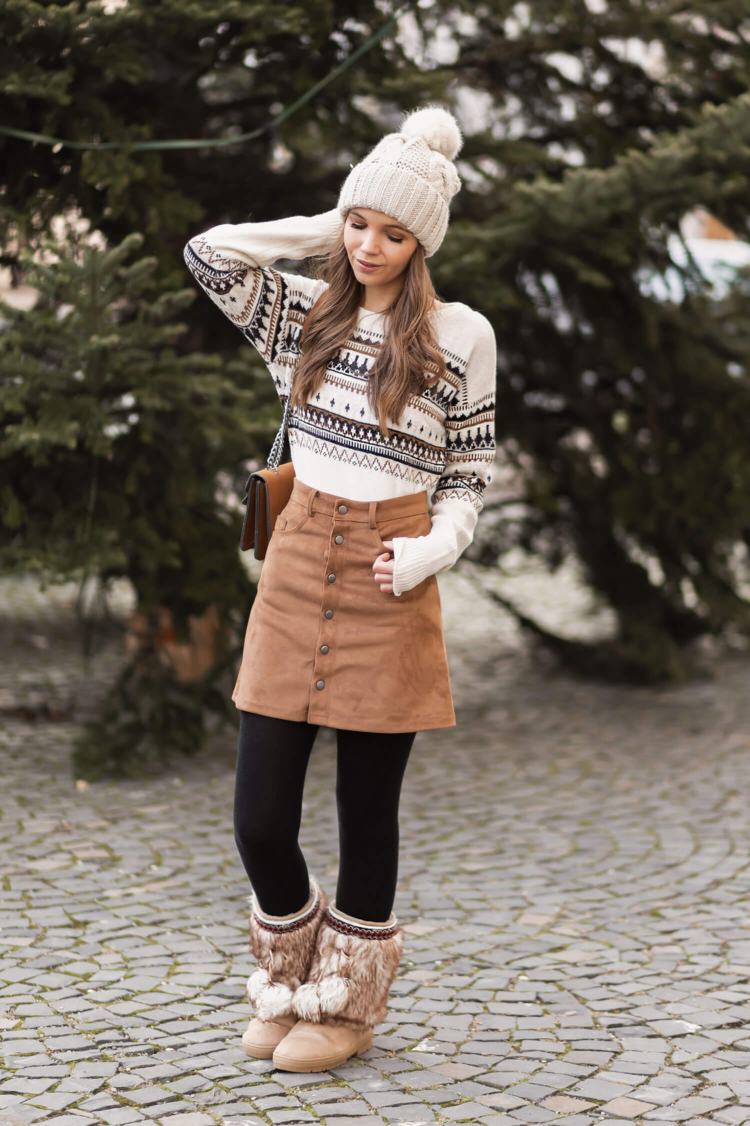 https://shoelove.deichmann.com/de-de/wp-content/uploads/2019/12/schönsten-trends-für-die-festtage-weihnachten-silvester-outfit-shoelove-by-deichmann2.jpg