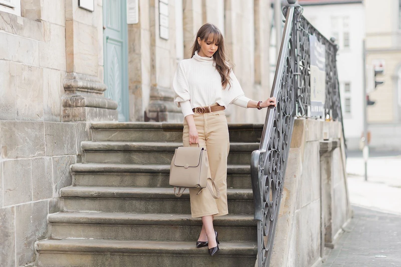 Elegante Rucksäcke, Taschen Trend, Rucksäcke schick stylen, Jeans Culotte, Pumps in Kroko-Optik, Shoelove by Deichmann