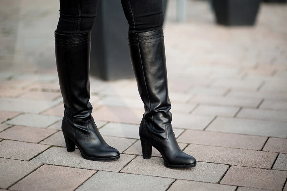 Klassische Stiefel, Alltagsoutfit, Trendblog by Deichmann