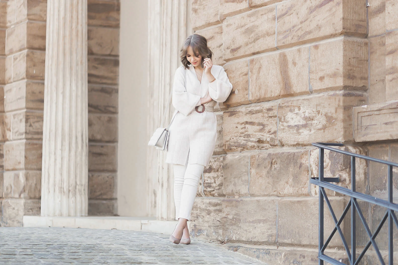 Oversized Cardigans im Frühling stylen, Strickjacken kombinieren, Frühlingsoutfit, Slingback Pumps, Shoelove by Deichmann