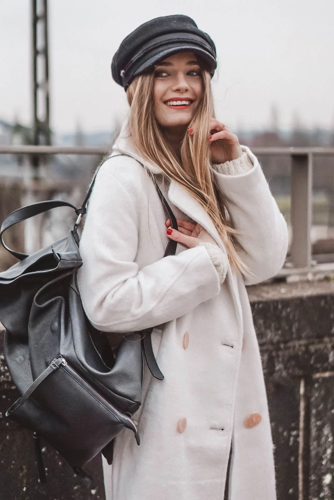 https://shoelove.deichmann.com/de-de/wp-content/uploads/2020/01/Scandinavian-Style-Outfit-3.jpg