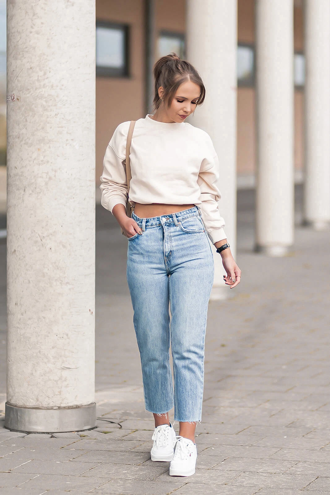 https://shoelove.deichmann.com/de-de/wp-content/uploads/2022/05/cropped-sweater-stylen-lässiger-frühlingslook-shoelove-by-deichmann2.jpg