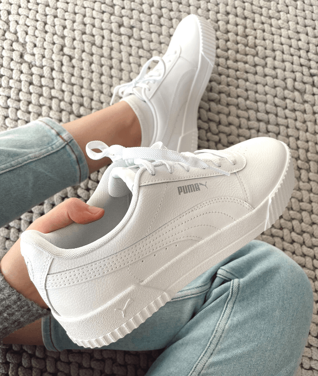 Sommeraccessoires Weiße Sneaker