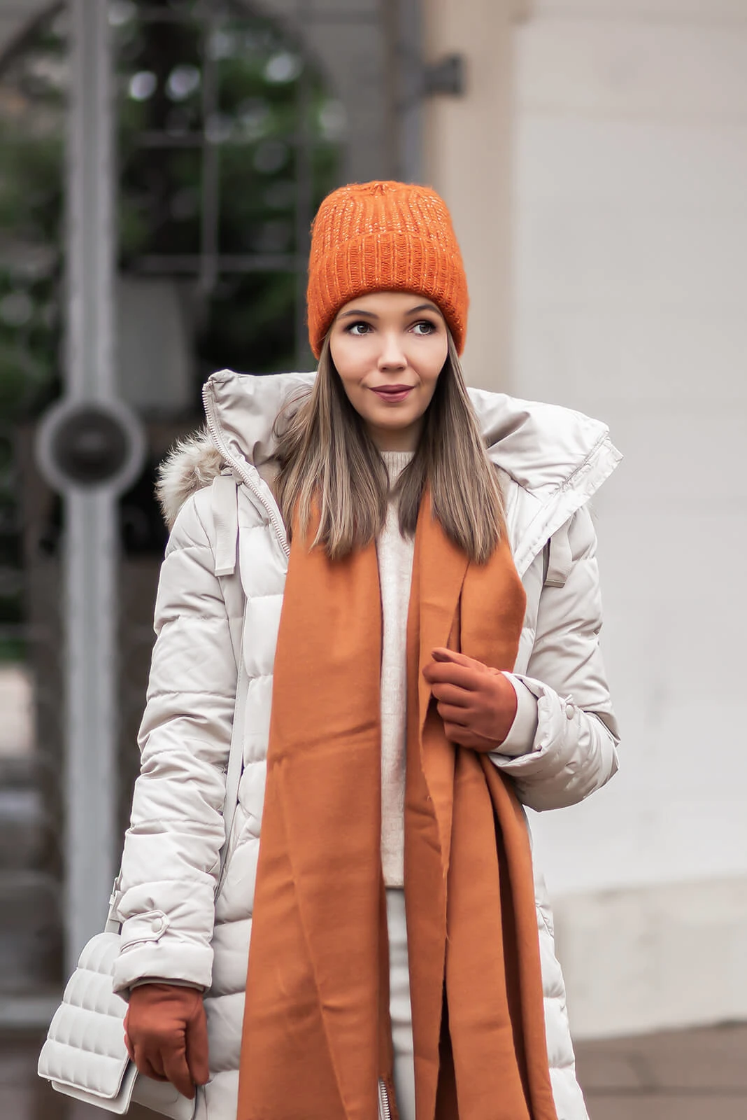 https://shoelove.deichmann.com/de-de/wp-content/uploads/2022/12/zeitlose-wintertrends-klassiker-basics-warme-winteroutfits-shoelove-by-deichmann3.jpg