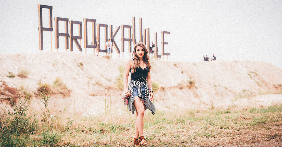 Trendblog-deichmann-parookaville-fashionblogger-shooting-festival-retro-rauhut-photography-campsite