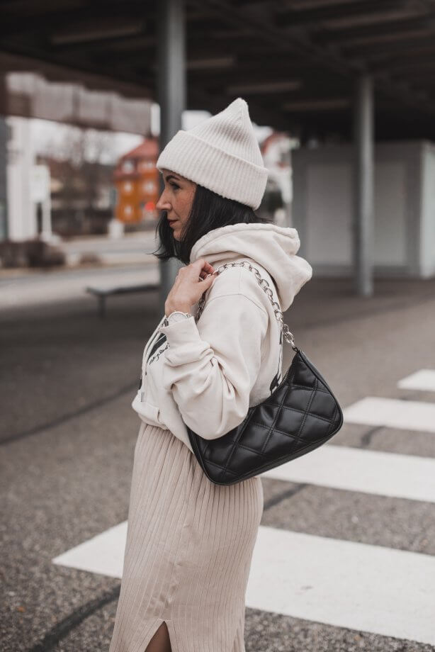 Diese Retro Bag tragen wir jetzt Shoelove Deichmann