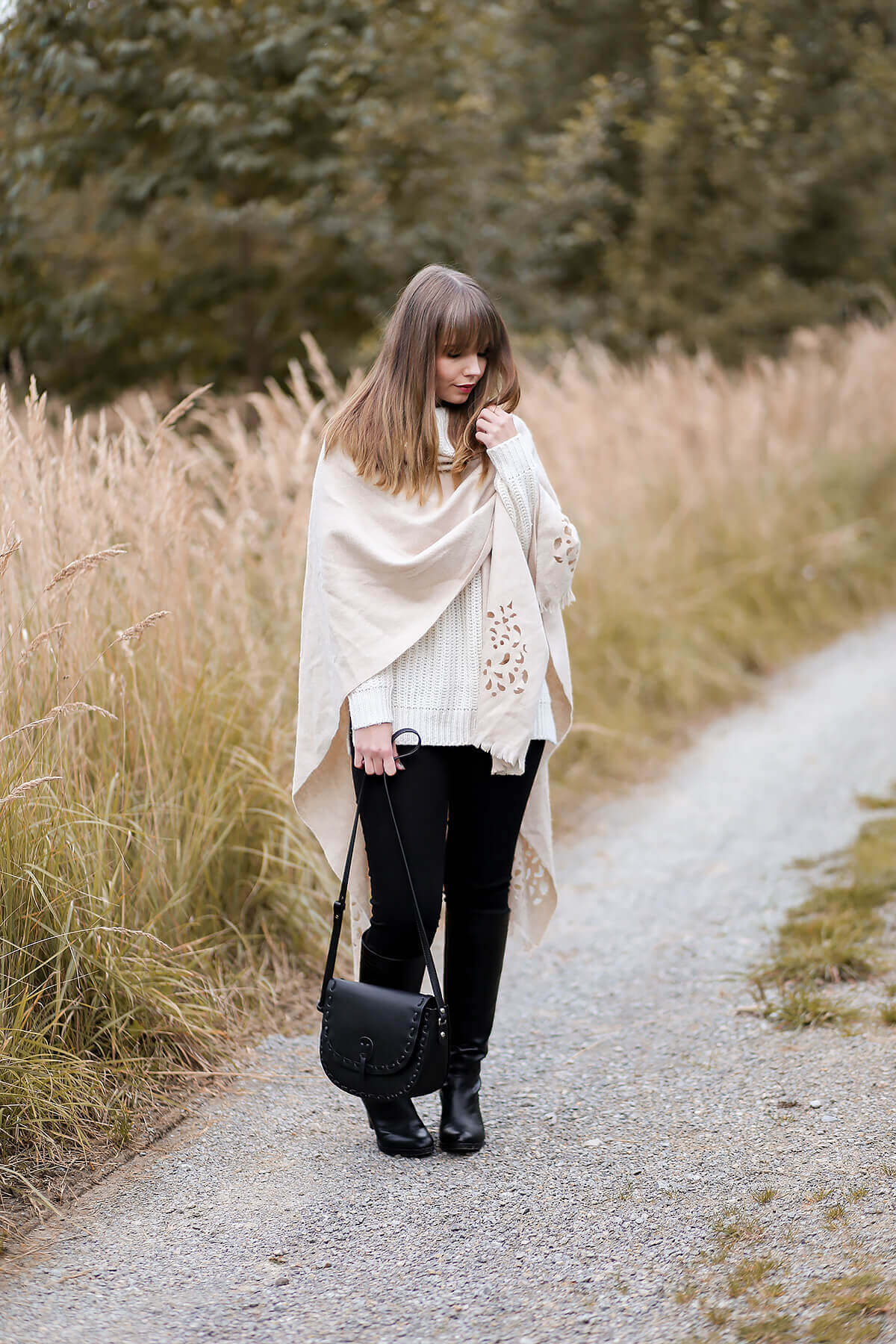 Kuschelig durch den Herbst im Poncho, Herbstoutfit, Trendblog by Deichmann