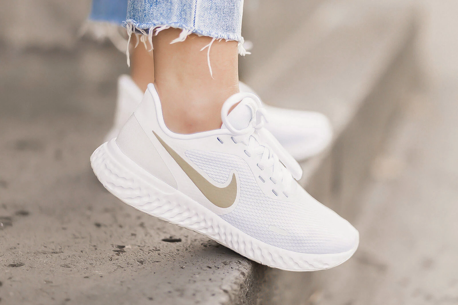 Running Sneaker kombinieren, Schuhtrend, Sneaker zum Blazer, Nike Sneaker, Shoelove by Deichmann