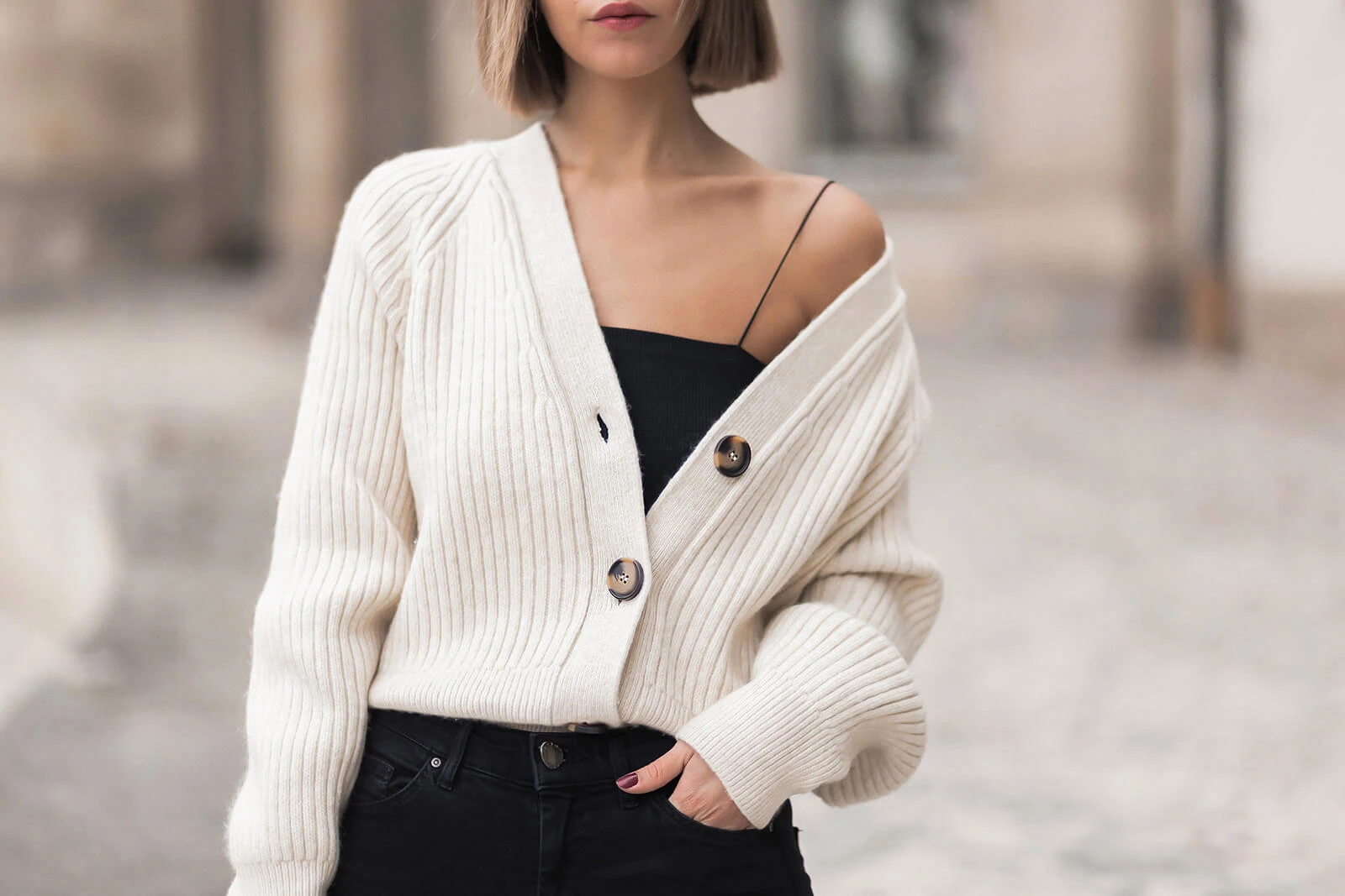 Boxy Cardigans kombinieren, Strickjacken Trend, Herbstoutfit mit Cardigan, Shoelove by Deichmann