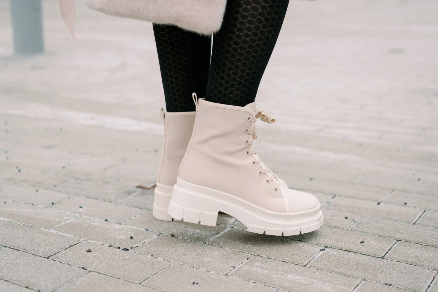 Boots in Beige