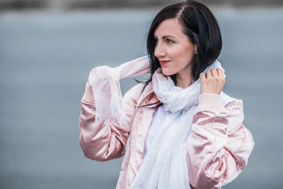 Zarte Tücher als Accessoires im Frühling Trendblog Deichmann