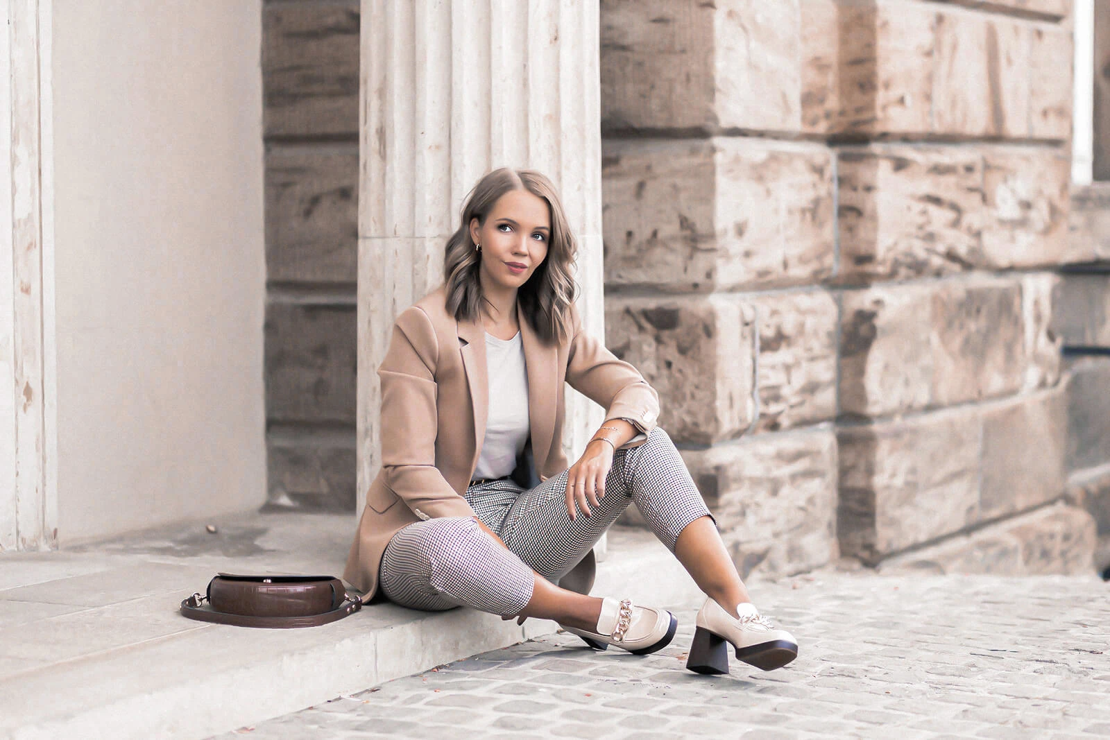 Loafer Trend, Loafer mit Absatz, Schuhtrend im Herbst, Herbstoutfit mit Loafer, Shoelove by Deichmann