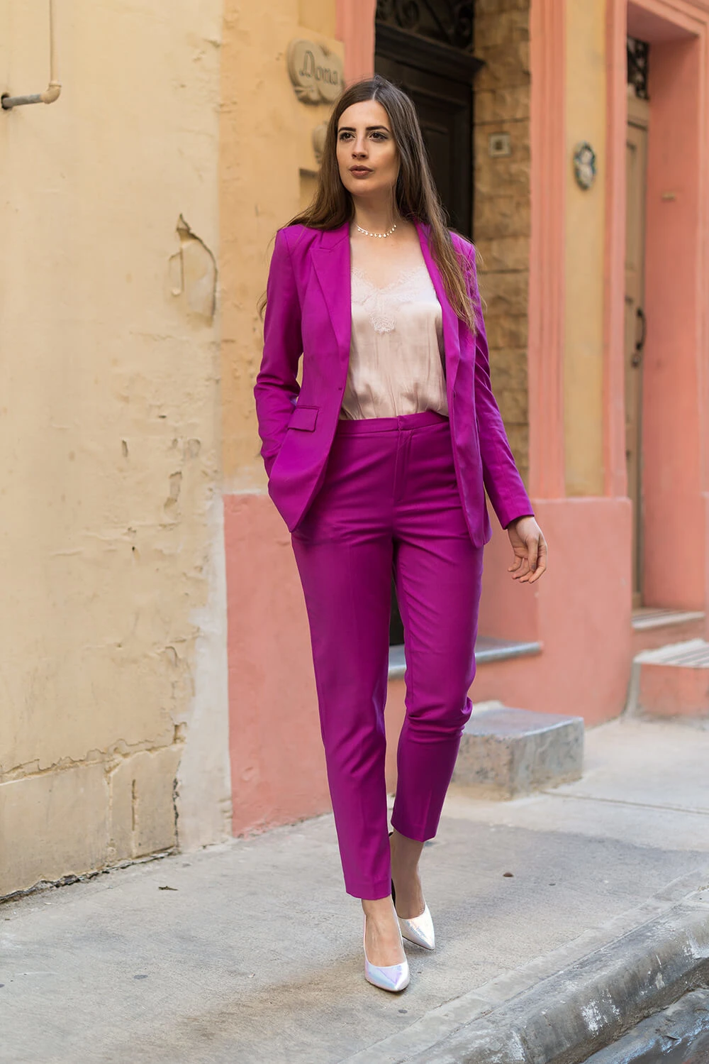 Millennial Pink-Magenta Anzug-Modeblog-High Heels-andysparkles.de