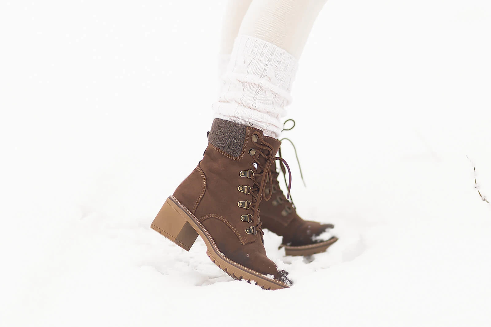 Cocooning Trend, gemütliches Winteroutfit mit Schnürstiefeletten, Shoelove by Deichmann